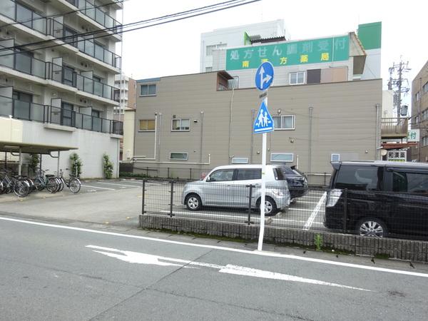 燦新町 駐車場