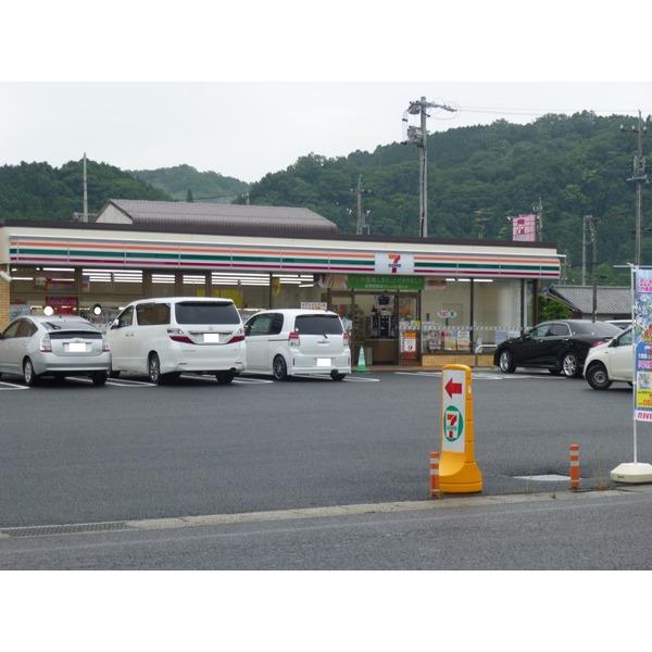 セブンイレブン津市一志町田尻店：282m