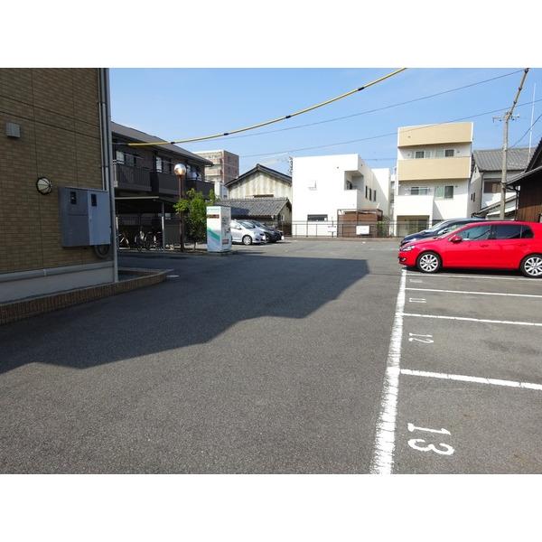 リビングタウンえどばし　Ｂ棟 駐車場