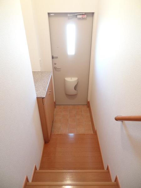 ミラベル 玄関
