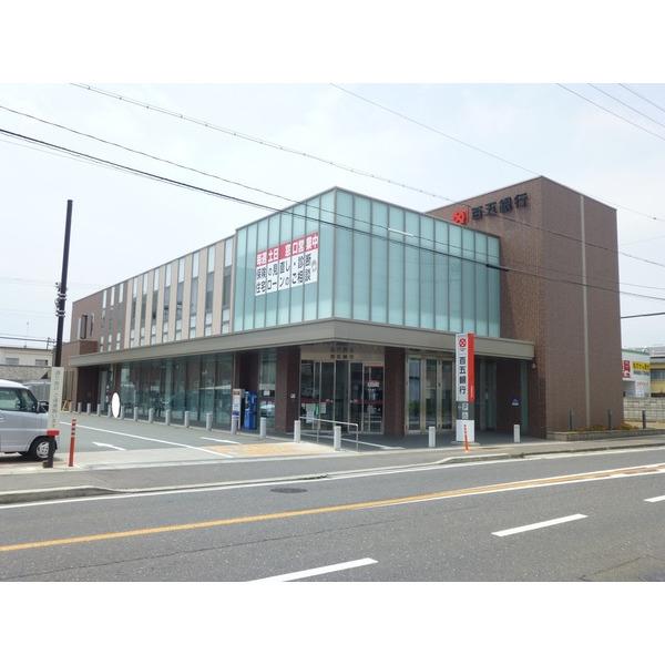 百五銀行津新町支店：748m