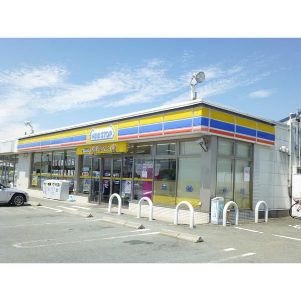 ミニストップ河芸上野店：439m