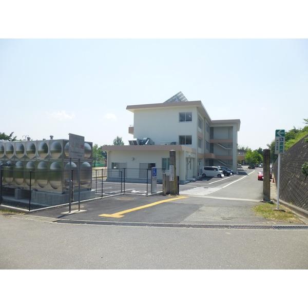 津市立戸木小学校：424m