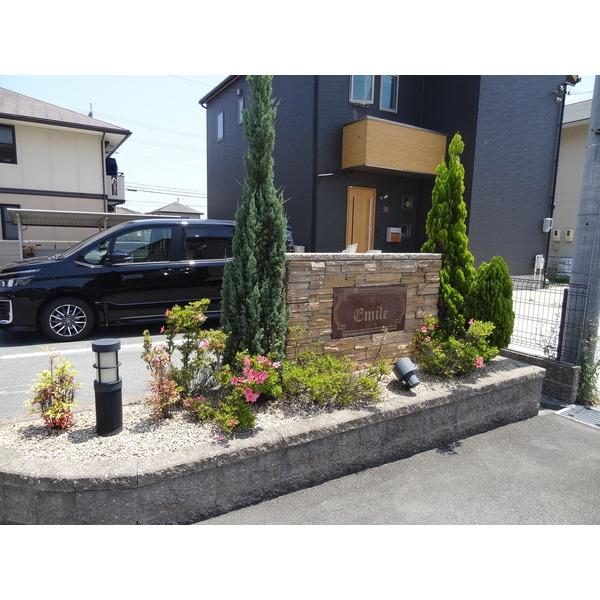 エミール エントランス