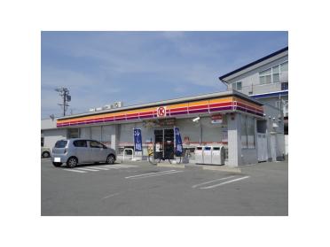 ファミリーマート津久居野村店：812m