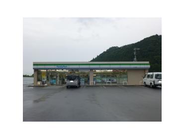 ファミリーマート津一志町店：994m