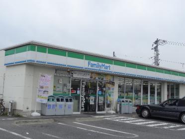 ファミリーマート久居野村町店：403m