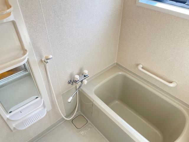 久居北口町一戸建て② バス／シャワー