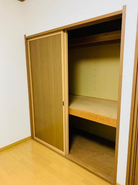 レークサイドヴィラ　Ｂ 収納