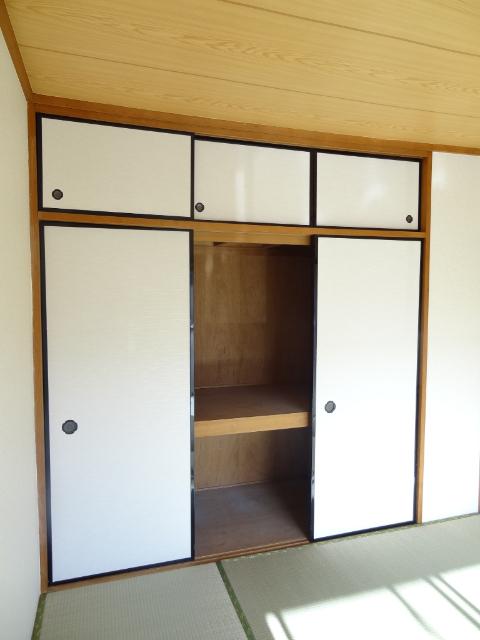 メゾンエスポア 収納