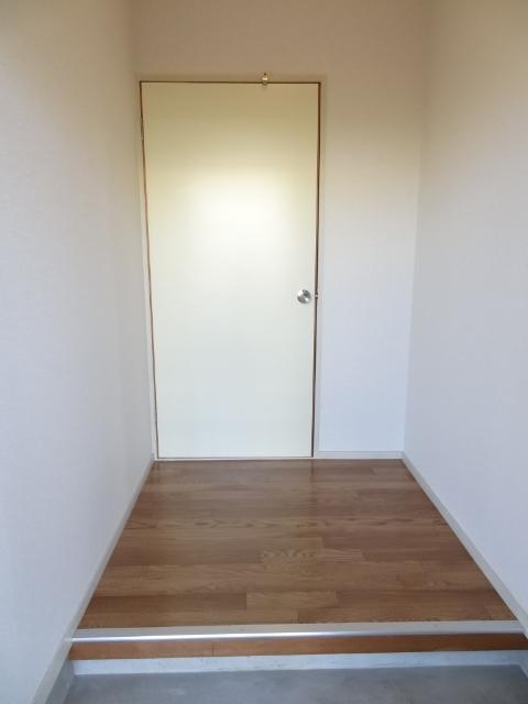 メゾンエスポア 玄関