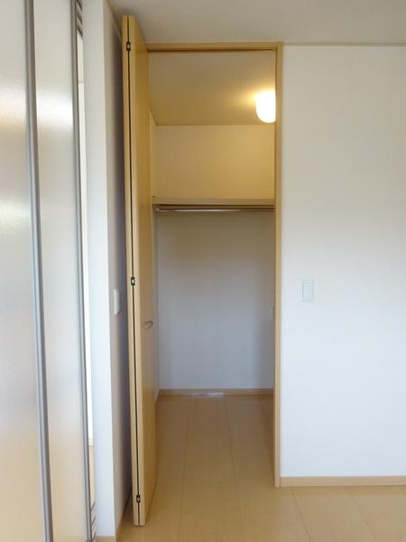 エスプワール城之内 収納