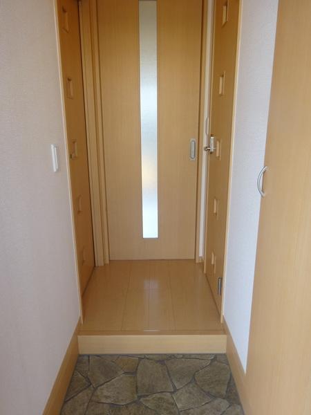 エスプワール城之内 玄関