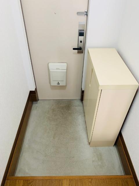 レークサイドヴィラ　Ｄ 玄関