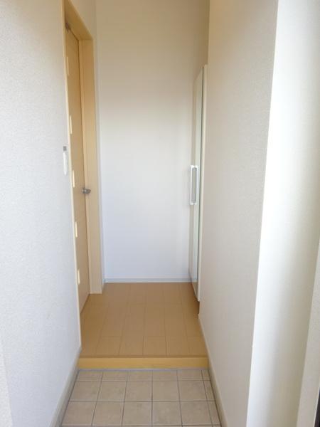 サンライズコーポ 玄関