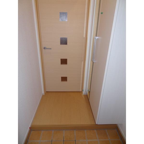 ラフレシール 玄関