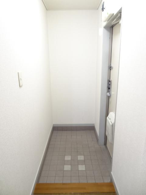 サンヒルズ 玄関
