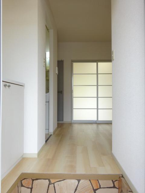 セントヒルズ　D棟 玄関