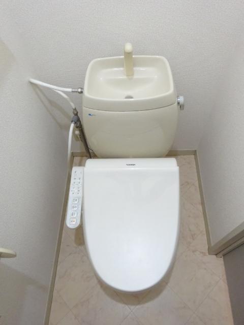 セントヒルズ　D棟 トイレ