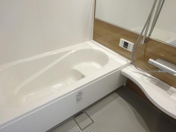 Ｄ-room渋見町 バス／シャワー