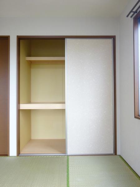 コンフォールA・B 収納