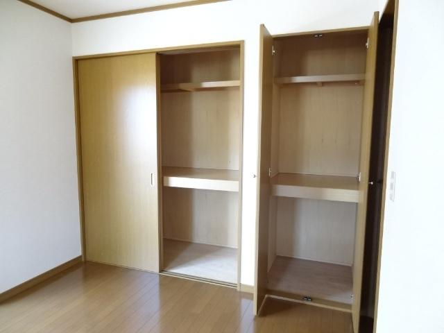 プレタメゾン結城Ｂ棟 収納