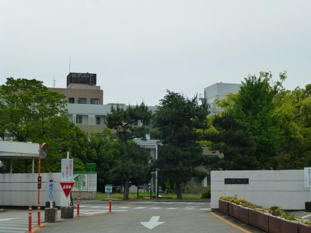 国立大学法人三重大学：732m
