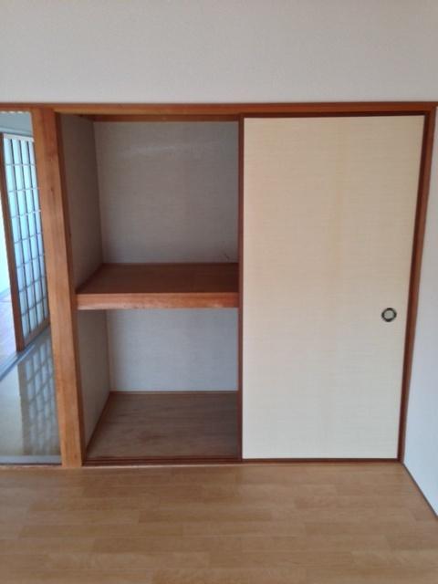 コーポIWASA（110） 収納