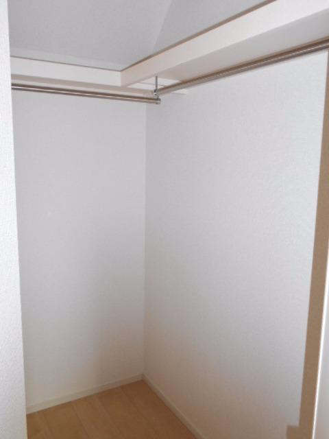 セレーノＣ（102） 収納