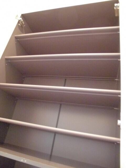 アースガーデンＳＯＪＡ（301） 部屋画像