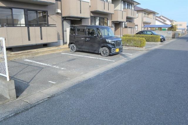 メゾンヴァントワァ　B棟（B101） 駐車場