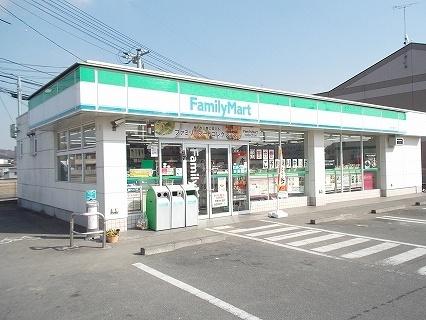 ファミリーマート総社溝口店：135m