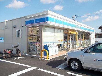 ローソン総社真壁店：819m