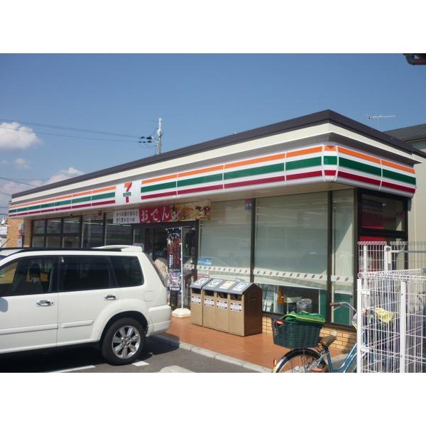セブンイレブン明石江井ケ島駅前店：290m