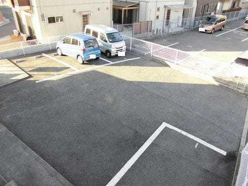 ガーデンハイツ大久保Ⅱ 駐車場