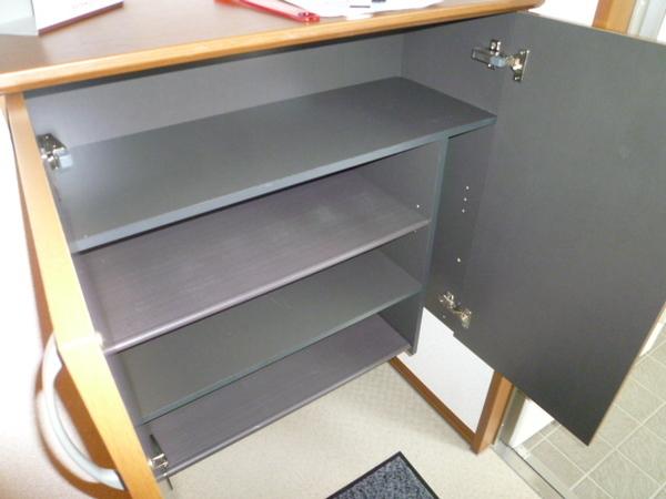 ヴィ　ボヌール 玄関