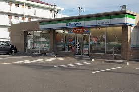 ファミリーマート明石田町店：298m