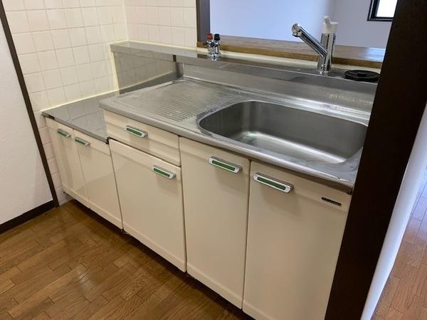 メイデンビル キッチン