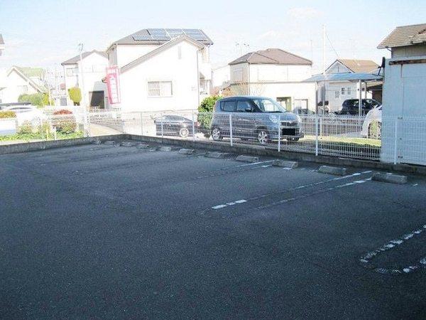 ヒルサイドテラス 駐車場