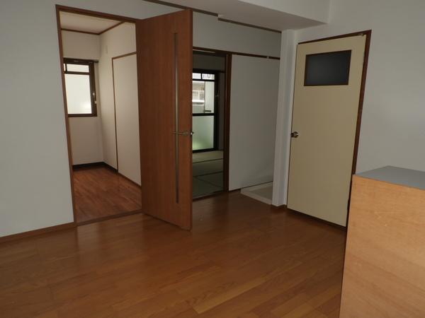 セルサス大道弐番館 リビング