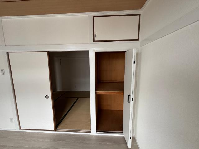 魚住コーポA棟 収納