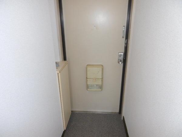 モナーク西明石 玄関