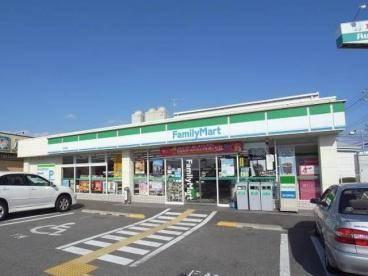 ファミリーマート高津橋店：435m