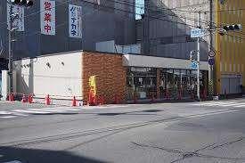 セブンイレブン明石樽屋町東店：356m