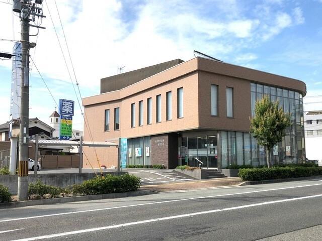 淡路信用金庫魚住支店：1068m