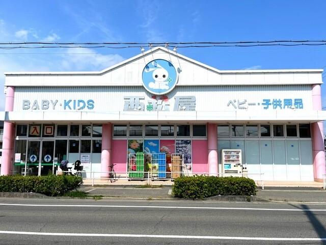 西松屋明石沢野店：568m