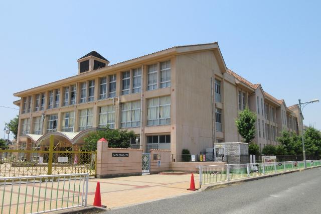 明石市立大久保南小学校：992m