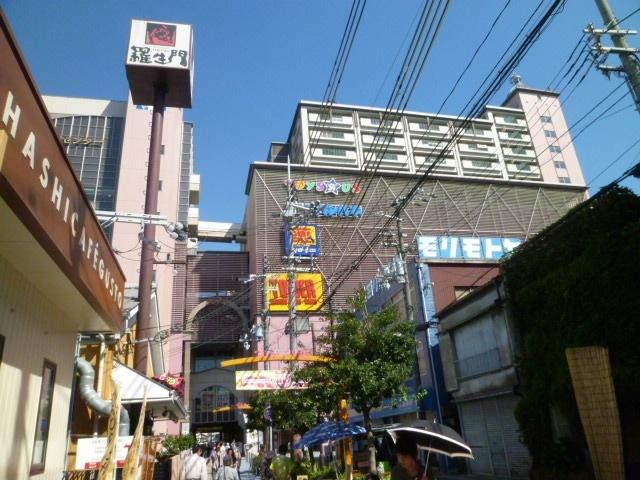 アスピア明石：247m