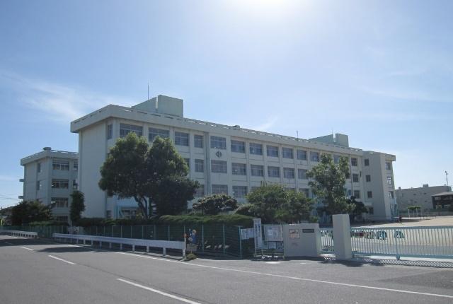 明石市立林小学校：851m