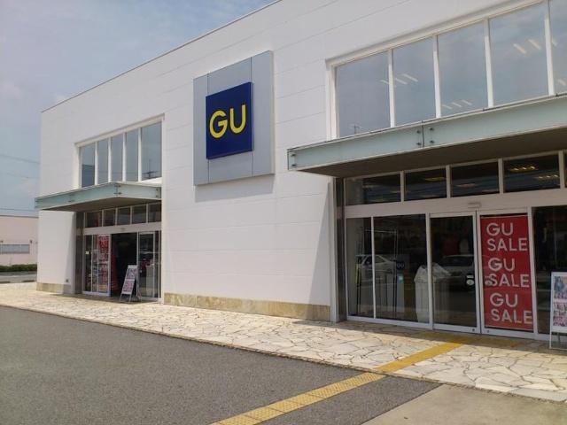 ジーユー明石大久保店：1123m